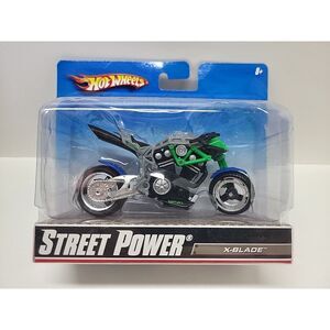 New 2009 Hot‎ Wheels - 1:18 Street Power Motorcycle - X-Blade - Green
